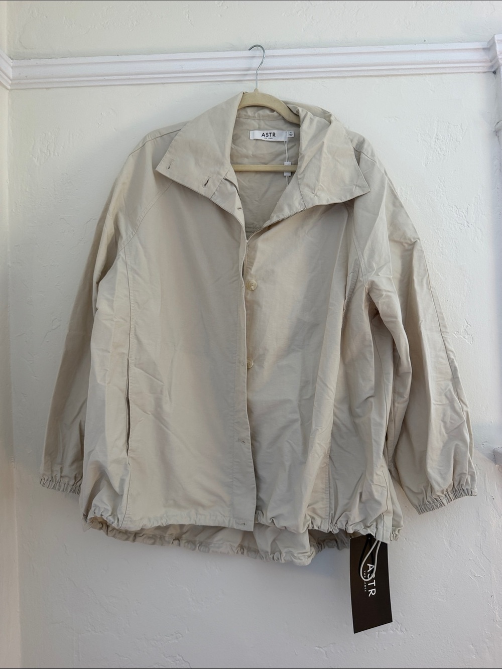 ASTR Neutral Beige Utility Jacket with Drawcord Hem - Picture 6 of 7